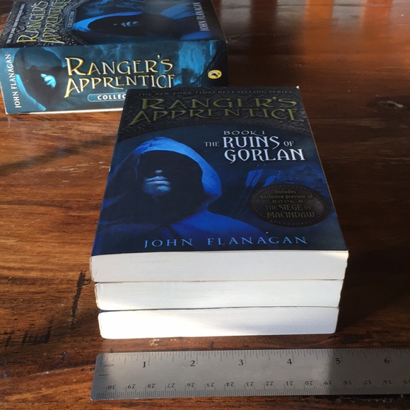 Ranger’s Apprentice by John Flanagan Set of 3 books New York Best Selling Series - Picture 4 of 16